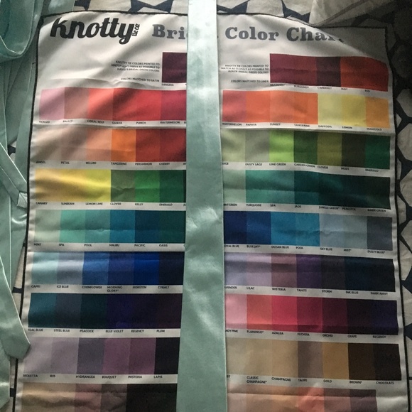 13 Mist/Silver Sage Ties & Pocket Squares - Picture 1 of 2